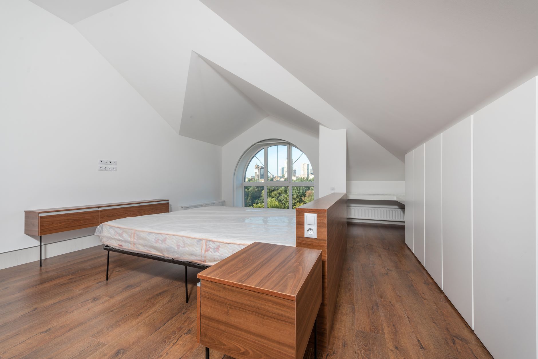 Traitement punaises de lit équipe à Charenton-le-Pont